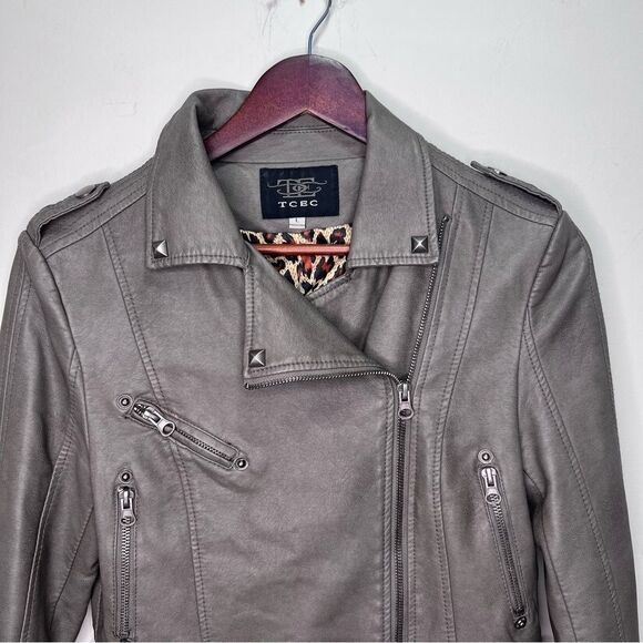 𝅺TCEC Grey Faux Leather Cropped Moto Jacket Size Large - Picture 6 of 16